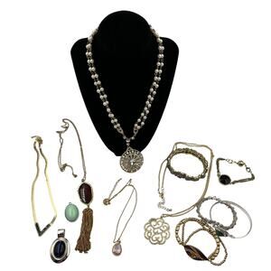 Vtg Lot 12 Pieces Pendant Statement Necklaces Bracelets Fashion Costume Jewelry